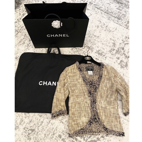 CHANEL Jackets & Blazers - SOLD❤️Chanel tweed ruffle trim 2003 blazer 38 xs